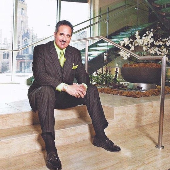 Meet your Posher, Posh - Picture 3 of 3